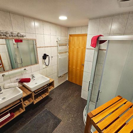 Appartement Sandra Стум Екстериор снимка