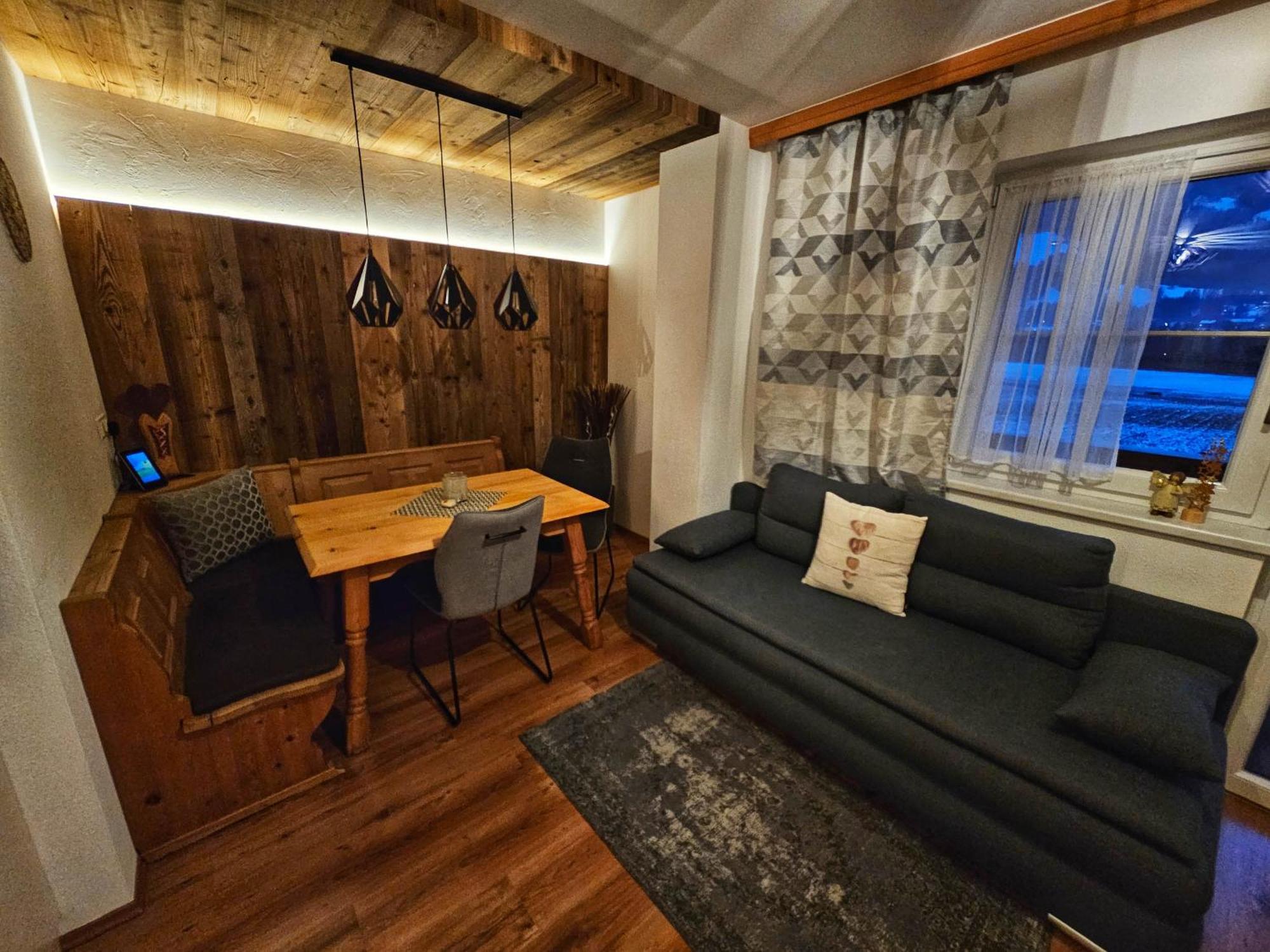 Appartement Sandra Стум Екстериор снимка