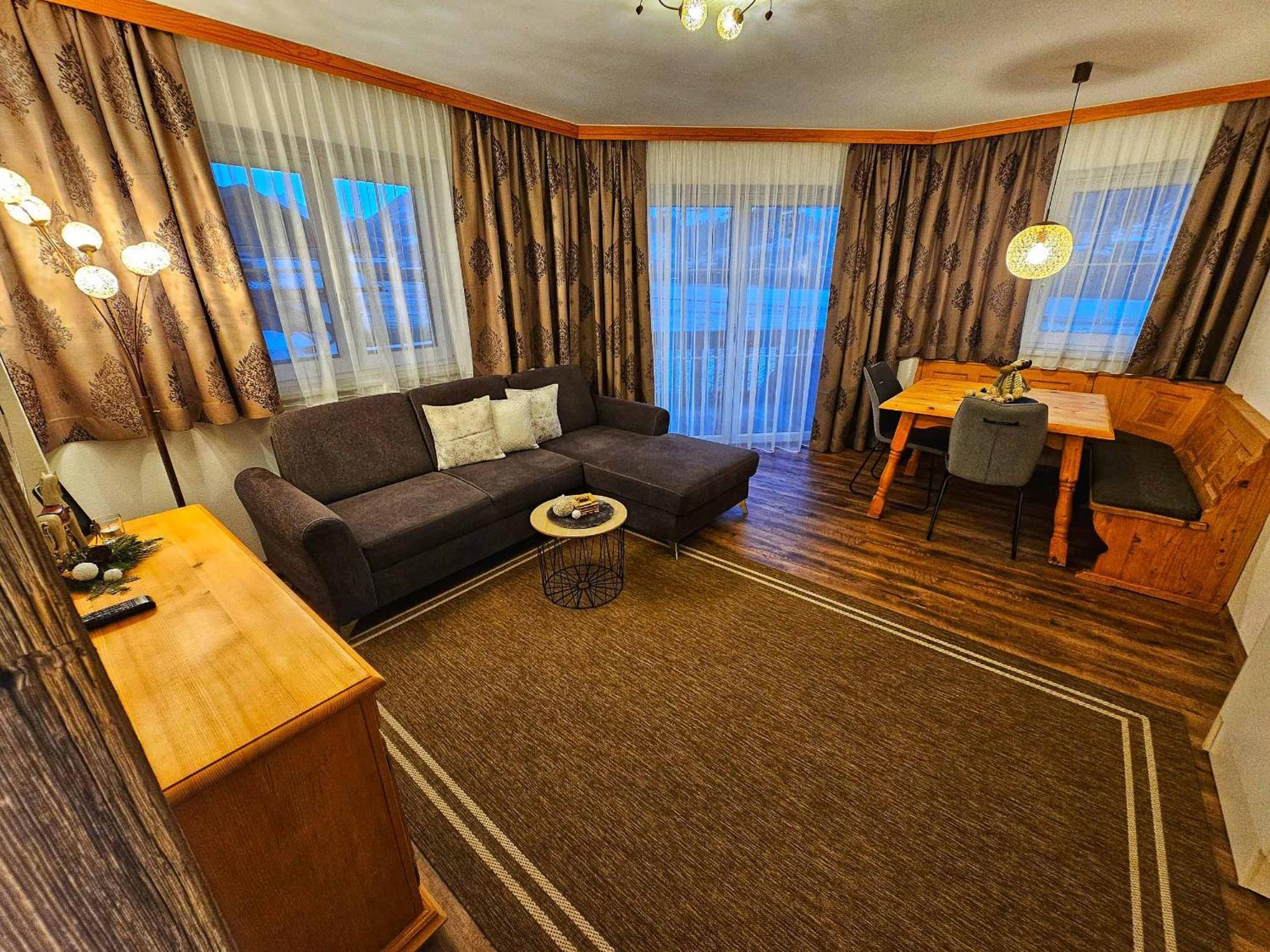 Appartement Sandra Стум Екстериор снимка